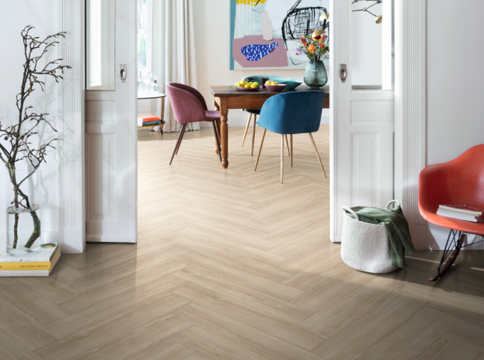 EL2161 Cream Newport Oak Heringbone 8mm